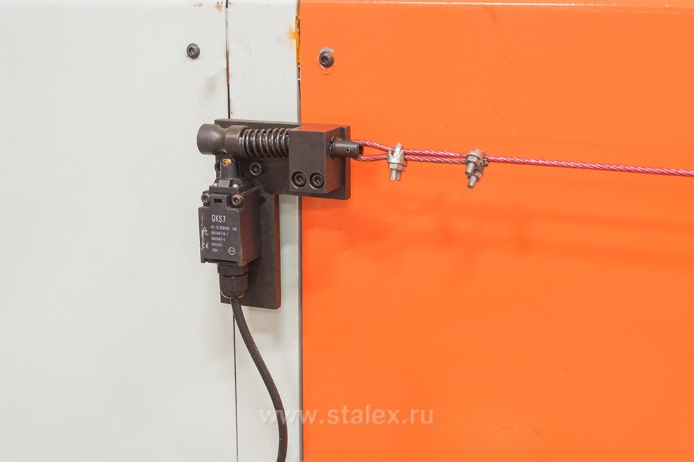 Фото 25 - Станок вальцовочный гидравлический STALEX HSR-1550×6.5.