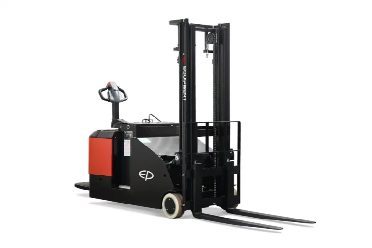 Фото 1 - Ричтрак EP Equipment ES15-15CS (LI-ION, 3F550, с платформой и поручнями).